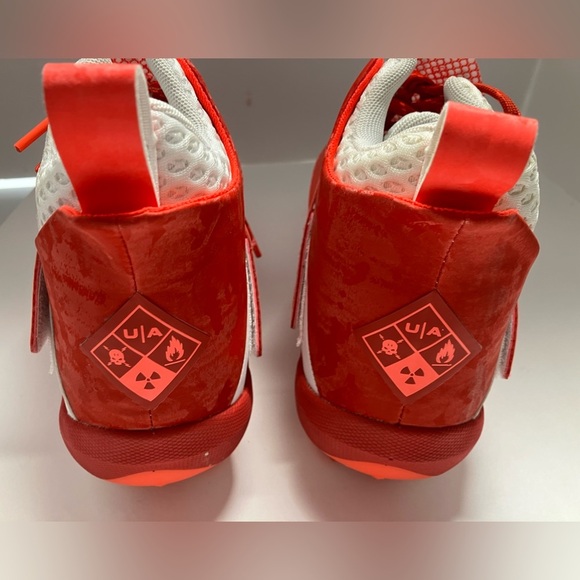 Under Armour Men’s Highlight Hammer MC Football Cleats, Size 8, Red/White - Picture 4 of 7